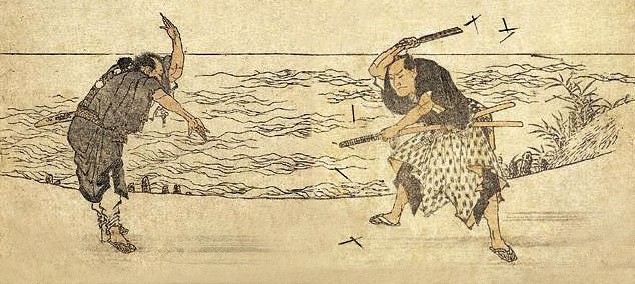 два самурая в поединке с использованием сюрикенов